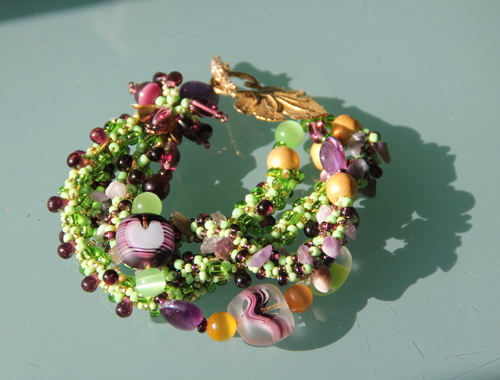 Вязаный браслет и серьги из бисера hand-made - Виноградник